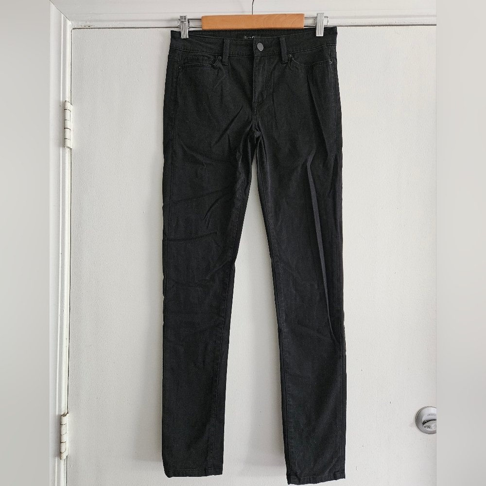 Calvin Klein Women's Black Straight Slim Casual Slacks Size 2